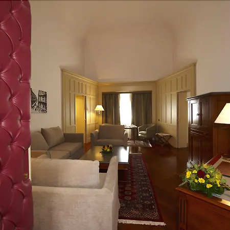 Grand Piazza Borsa Отель