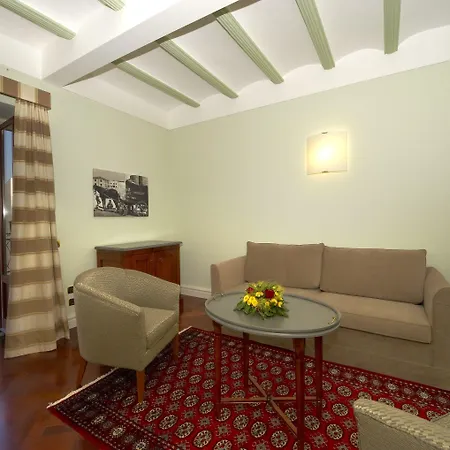 Отель Grand Piazza Borsa