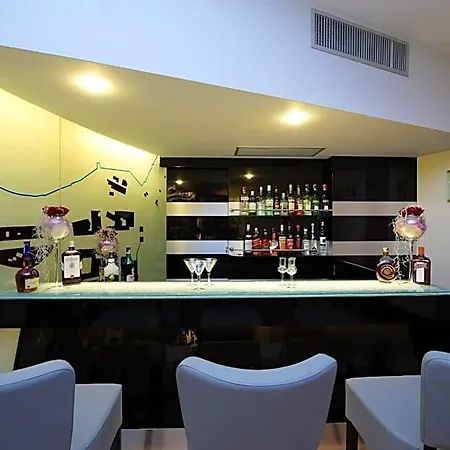 Hotel Grand Piazza Borsa 4*