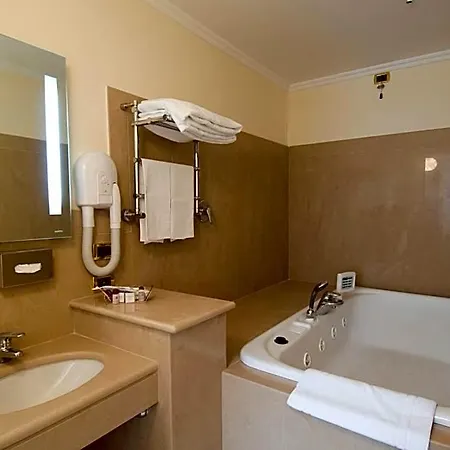 Hotel Grand Piazza Borsa 4*