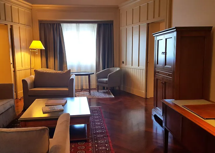 Hotel Grand Piazza Borsa 4*