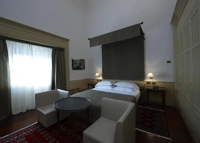 Hotel Grand Piazza Borsa 4*