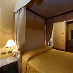Grand Piazza Borsa Hotel 4*